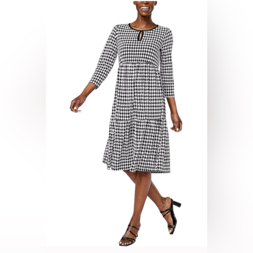SUSAN GRAVER Printed Liquid Knit 3/4 Sleeve Tiered Midi Dress